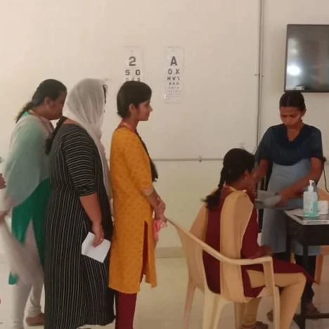 free eye camp along with NSS & YRC